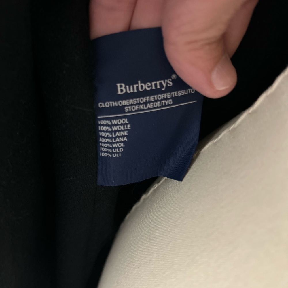 Burberry Black Double-Breasted Belted Trench - Picture 9 of 13